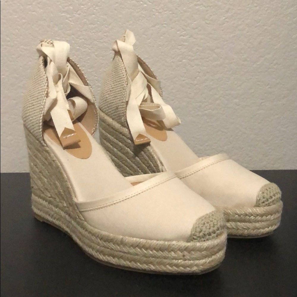 Closed Toe Espadrille Wedges (Canvas)